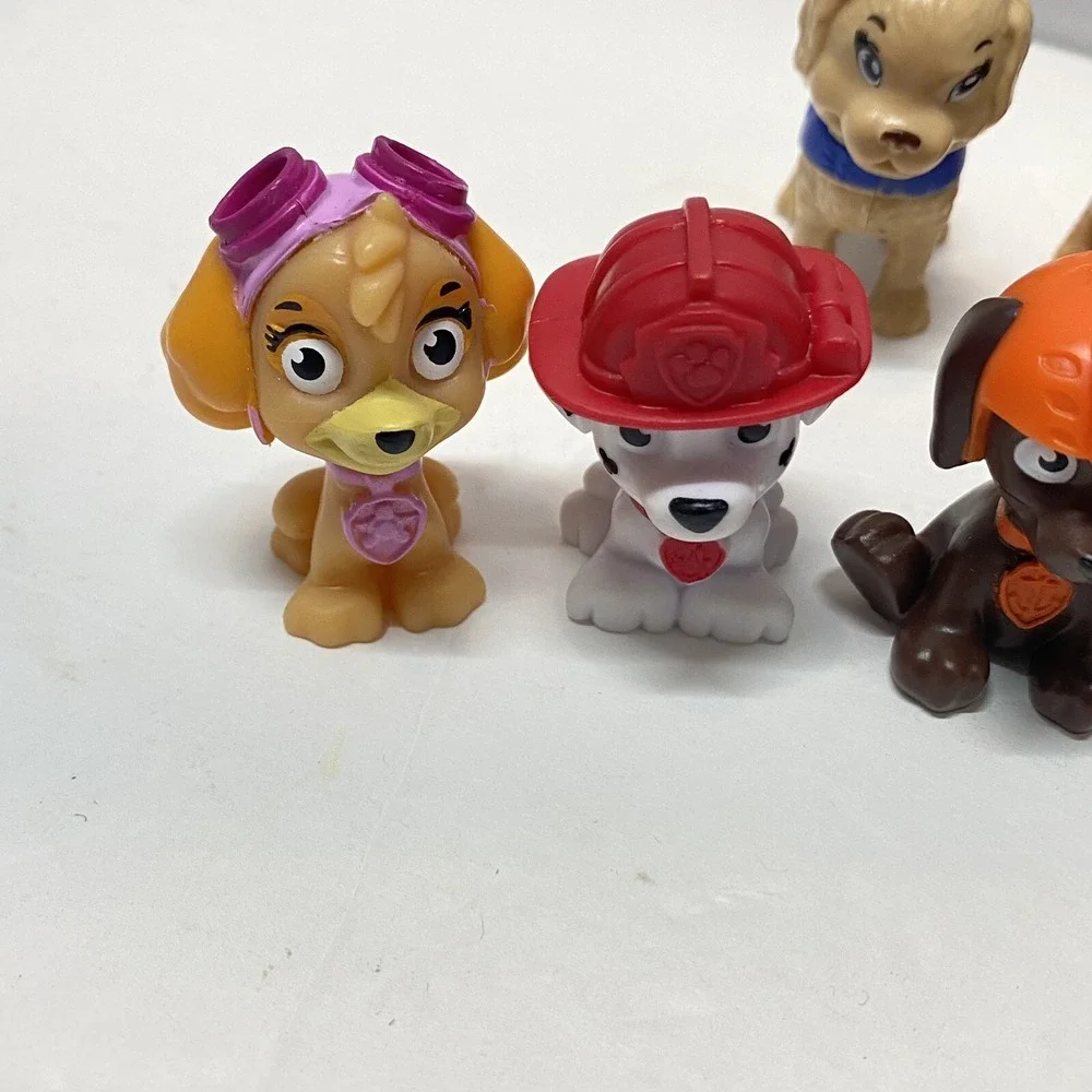 Paw Patrol‎ Dog Toys Small Figures PLUS Other Doggies On The Go Travel Fun HG2